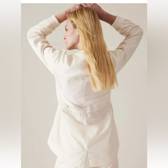 ATHLETA  Athleta Large Triumph Hybrid Crewneck Sweatshirt! Magnolia White - Picture 2 of 11